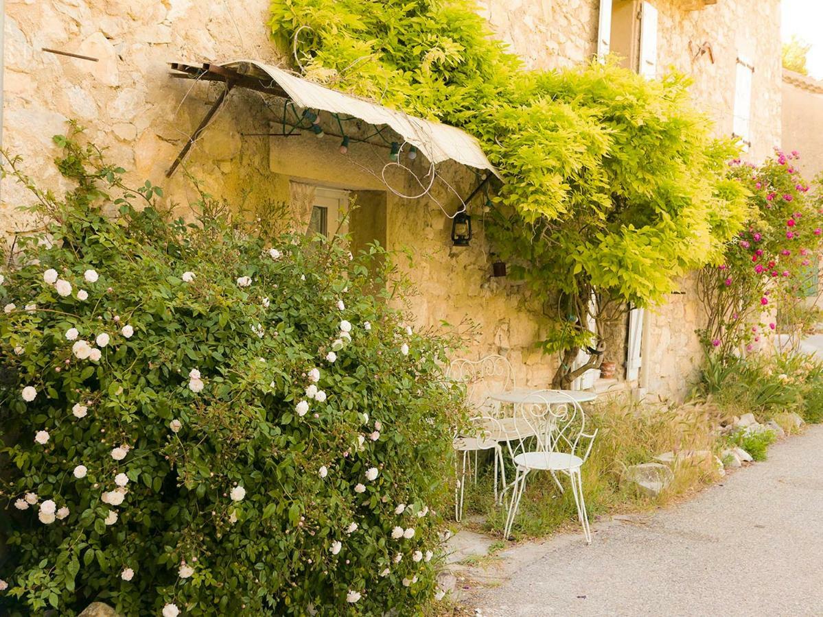 Chateau Des Gipieres Bij De Mont Ventoux Montbrun-les-Bains Zewnętrze zdjęcie